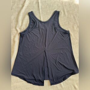 Lululemon Navy Blue Women’s Top